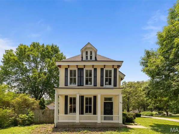 1825 2nd St, Portage Des Sioux, MO 63373