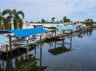 3913 Cherry Ln, Saint James City, FL 33956