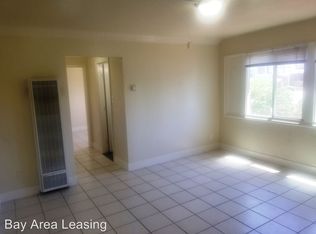 2711 23rd Ave APT 3, Oakland, CA 94606