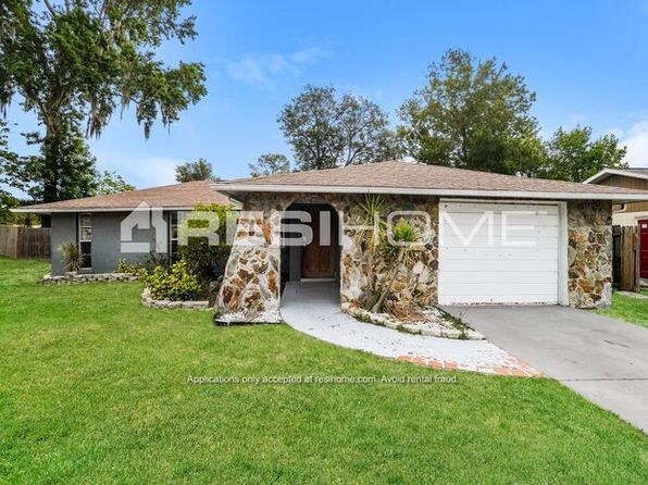 6327 Ridge Crest Dr