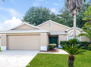 1600 Coppersmith Ct, Lutz, FL 33559