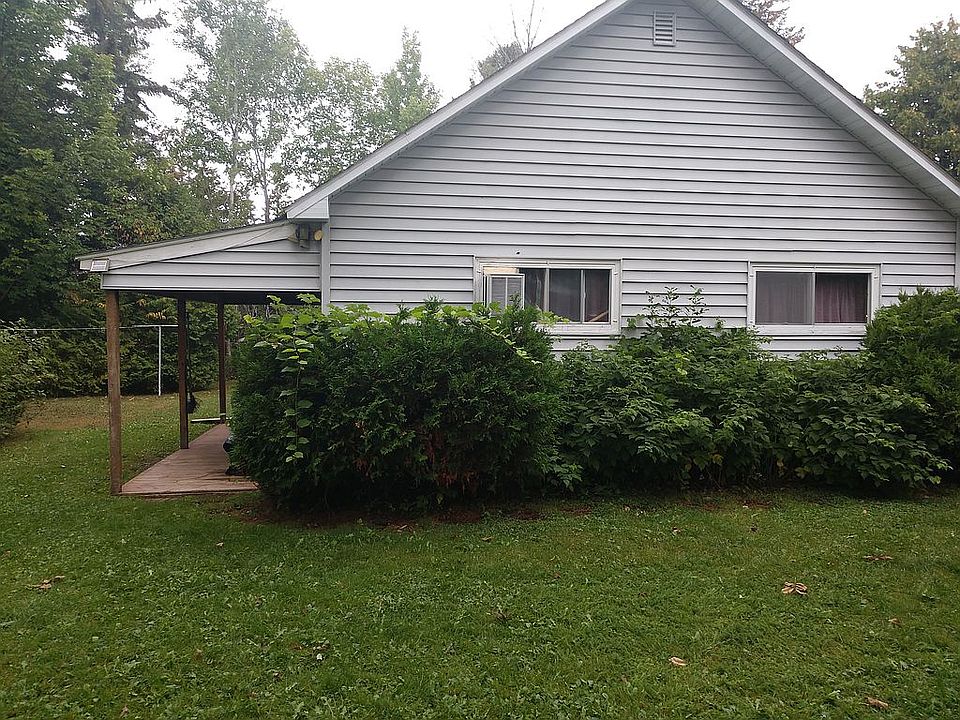 1st image of 114 Tamarack Ln