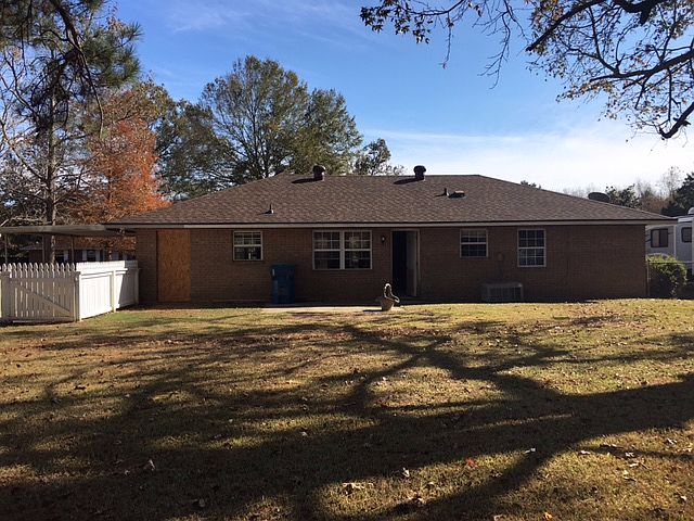 2nd image of 2113 Jeryln Dr