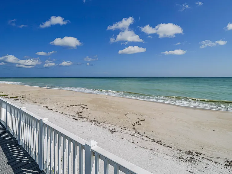 8416 Oceanside Dr #F11 — Photo 36
