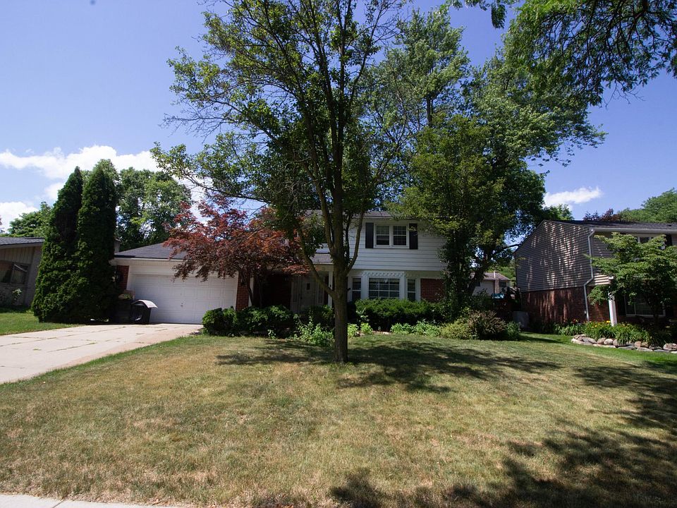 1st image of 2527 Wexford Dr