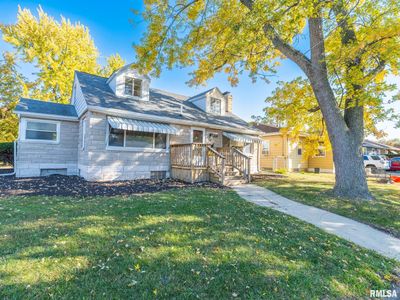 1328 N 11th St, Pekin, IL, 61554