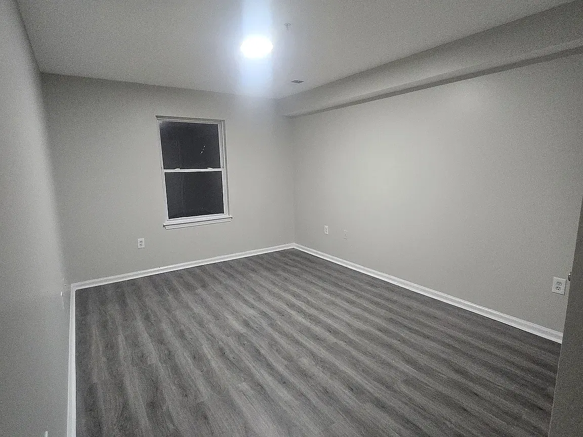 3 bed, $2,350 — Photo 2