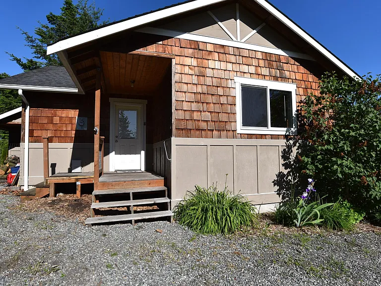 8412 Yvonne Way — Photo 26