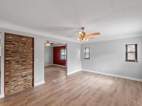 3rd image of 1418 Shenandoah Ave