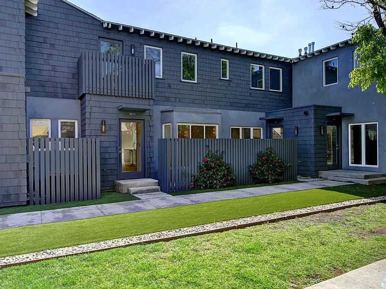 109 N Flores St #109 — Photo 2
