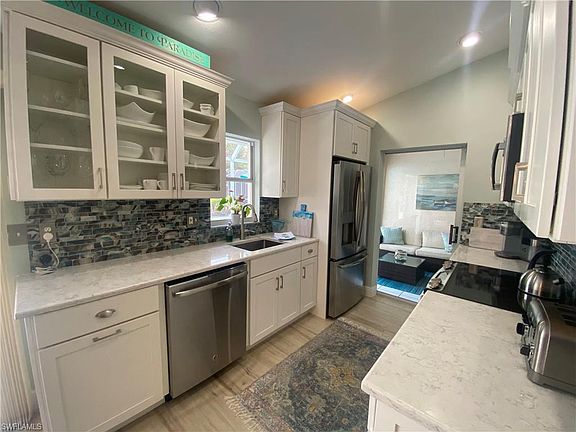 2nd image of 686 Wiggins Bay DR #3-3L