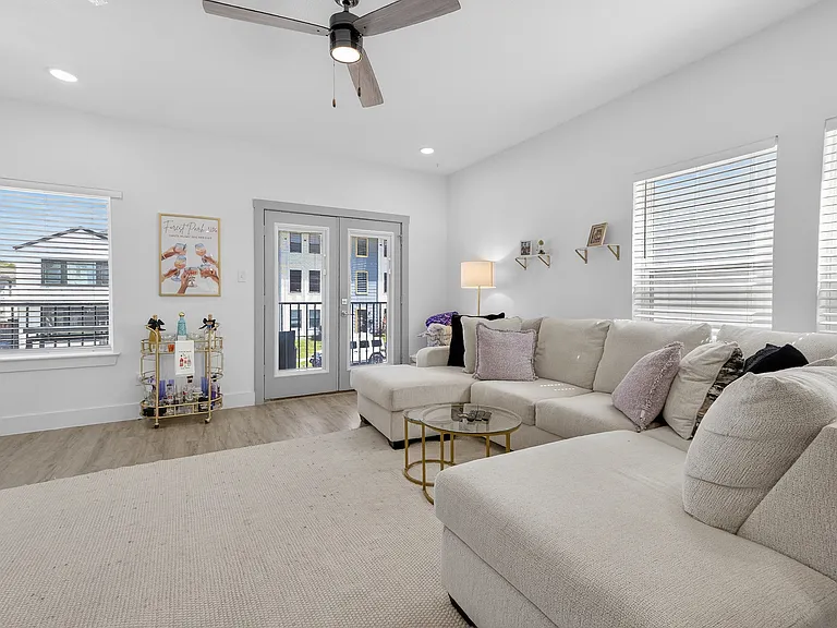 3206 Forest Park Blvd — Photo 11