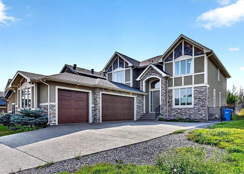 1st image of 115 N Coulee Way SW
