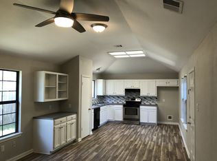1007 Eagles Way, Leander, TX 78641
