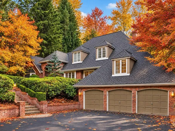 16701 Saybrook Drive NE, Woodinville, WA 98077