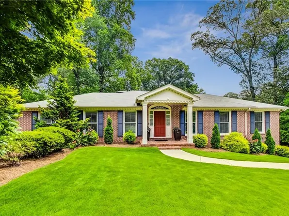 2495 Flair Knoll Dr, Atlanta, GA 30345