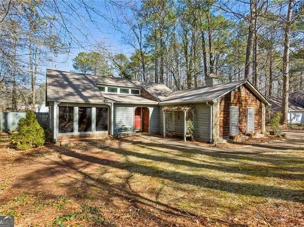 2021 N Cove Ct, Marietta, GA 30066