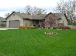 16 E Highland Ave, Fort Atkinson, WI 53538