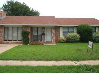 5202 Tower Dr, Wichita Falls, TX 76310