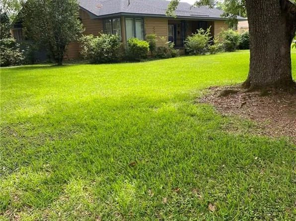 514 Park Place Dr, Alexandria, LA 71301