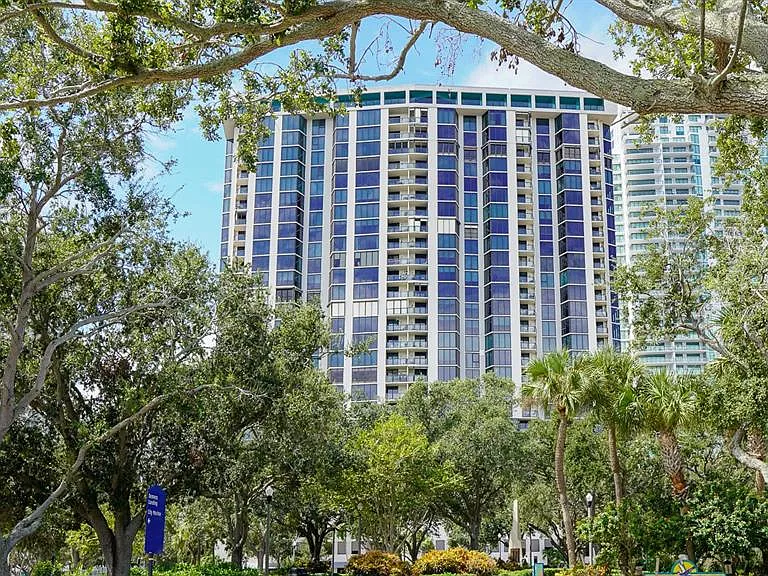 1 Beach Dr SE #2211 — Photo 62