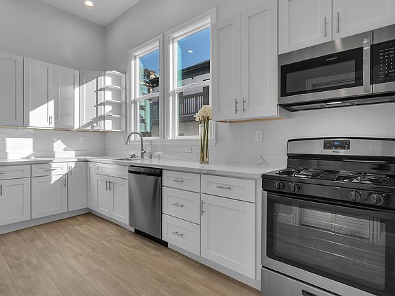Spacious and Bright