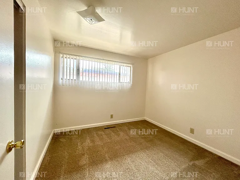 3925A Mercury Cir SE — Photo 10