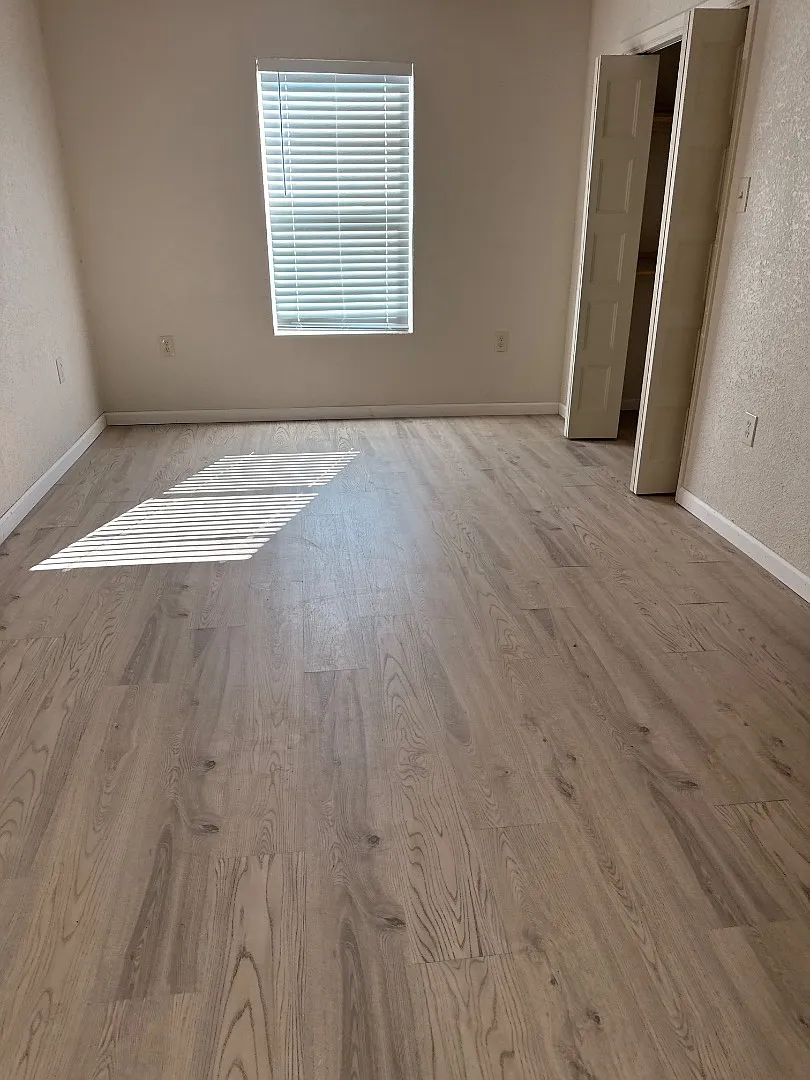 Unit Photo - 4200 Gram Ln #I