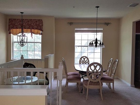 3rd image of 2064 Carriage Ln