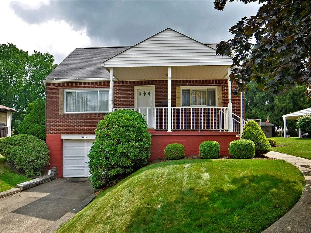 4733 Lolly Dr photo 1