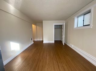 5241 15th Ave NE APT 9, Seattle, WA 98105