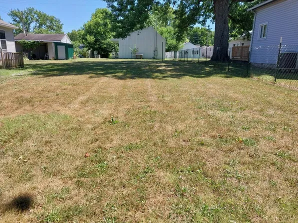 808 Mirabeau St, Greenfield, OH 45123