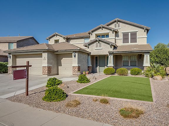 3rd image of 3281 N Emerald Creek Dr