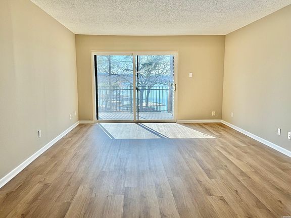 5th image of 208 Daffodil St APT B4