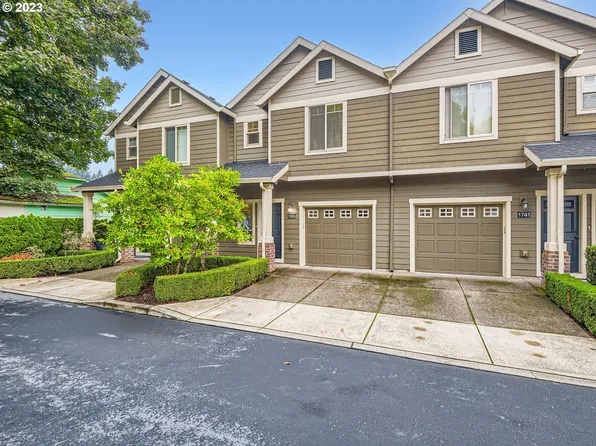 1745 Dollar St, West Linn, OR 97068