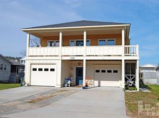 124 Dow Ave, Carolina Beach, NC 28428