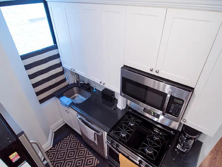67 W 107th St #5 — Photo 11