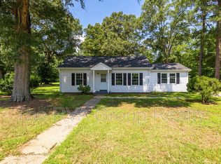 5476 White Oak Rd, Sandston, VA 23150