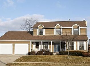 1570 Phoenix Dr, Iowa City, IA 52246