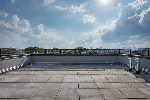 Rented by Nooklyn NYC LLC | media 58