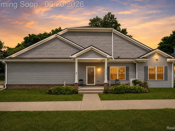 1710 Carlisle St, Howell, MI 48855