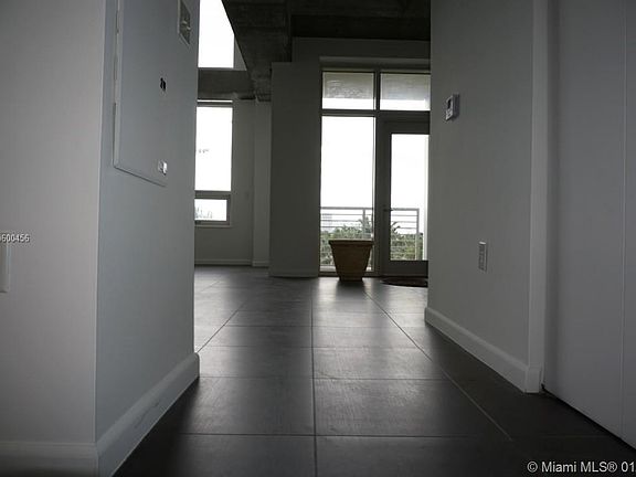 4th image of 3250 NE 1st Ave #3318