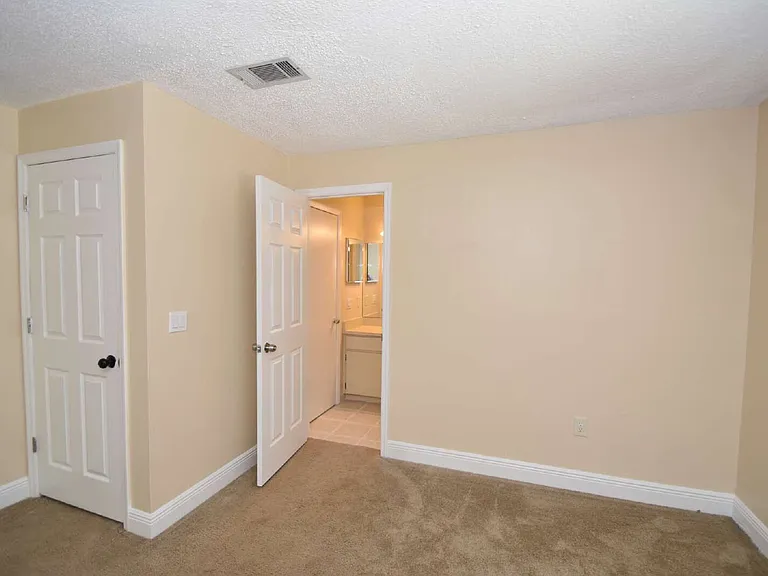 15 Florida Park Dr N #6 — Photo 30