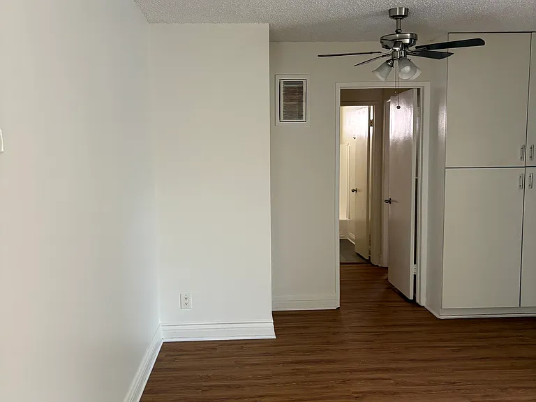 1844 Taft Ave #5 — Photo 3