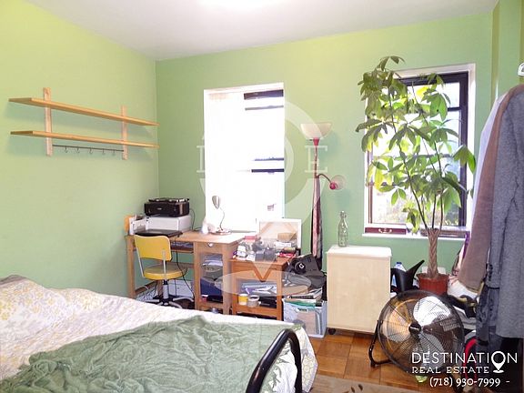 Second Bedroom 11x9