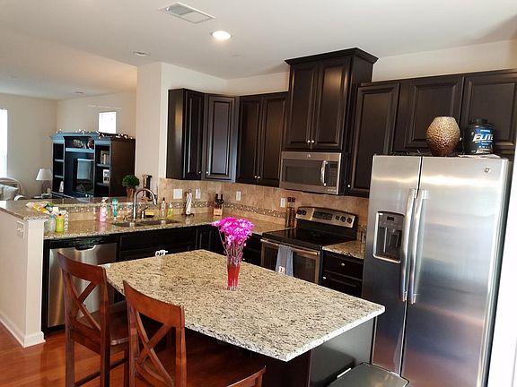 3rd image of 11325 Sadler Walk Ln