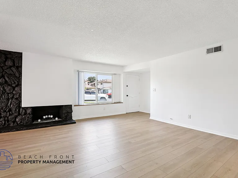 13561 Arizona Street — Photo 12