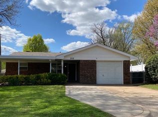 305 Howard Dr, Del City, OK 73115