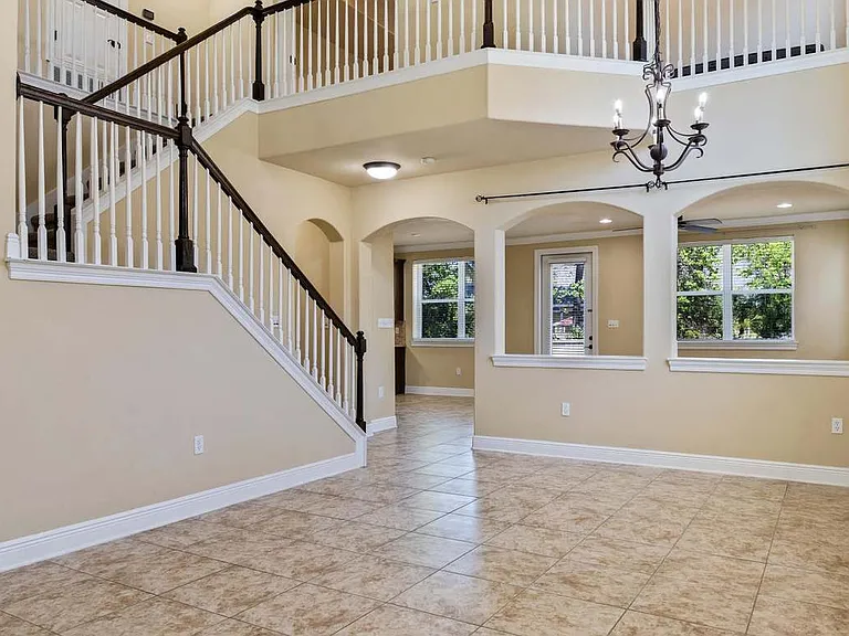 106 Dominica Ct — Photo 4