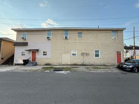 3100 Gravier St, New Orleans, LA